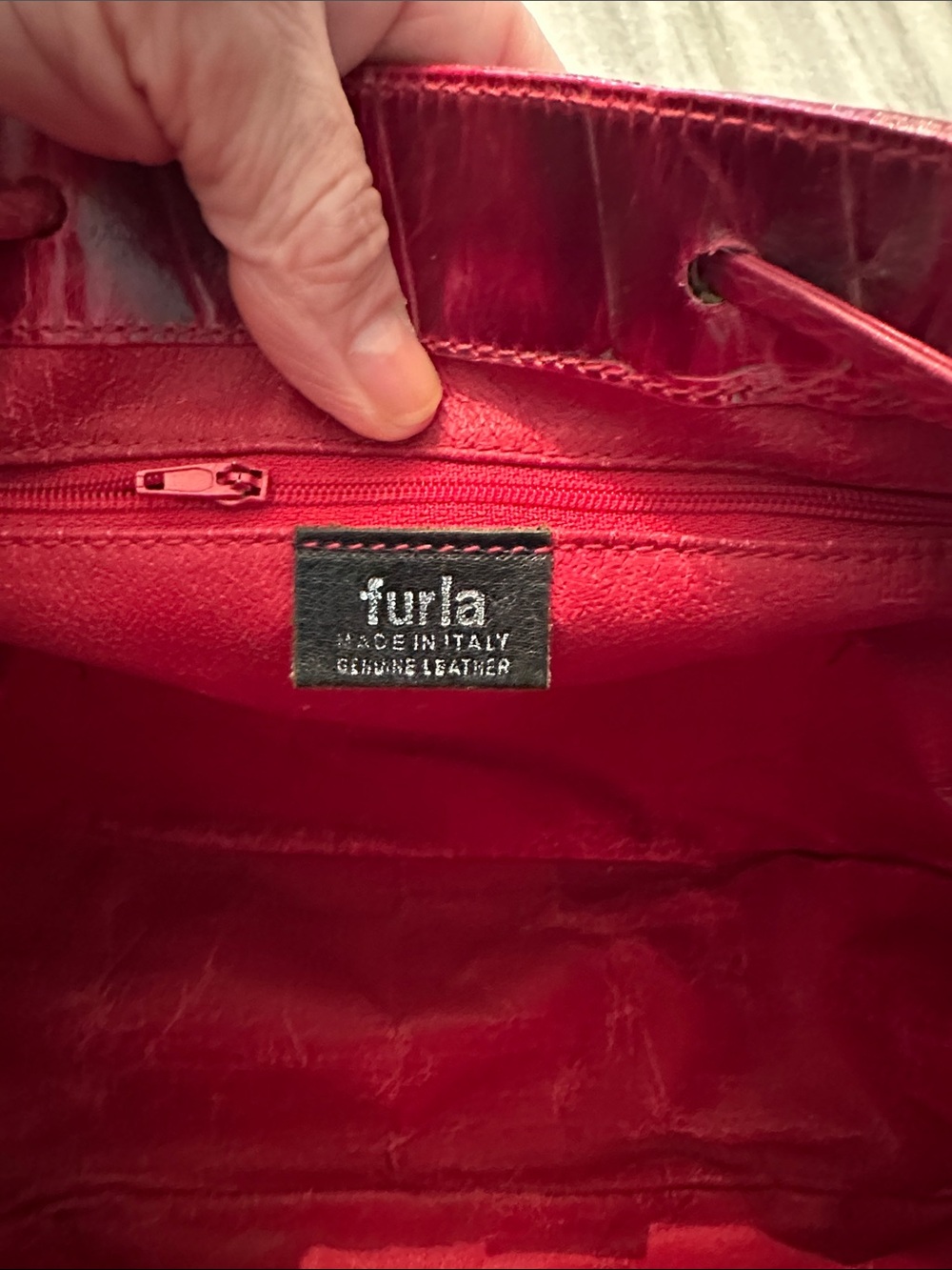 VINTAGE FURLA CROSSBODY BAG - Picture 6 of 7